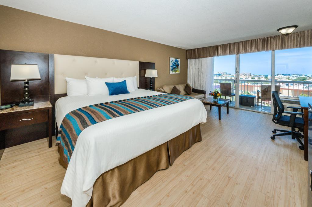 Dreamview Beachfront Hotel & Resort Клиъруотър Бийч Екстериор снимка