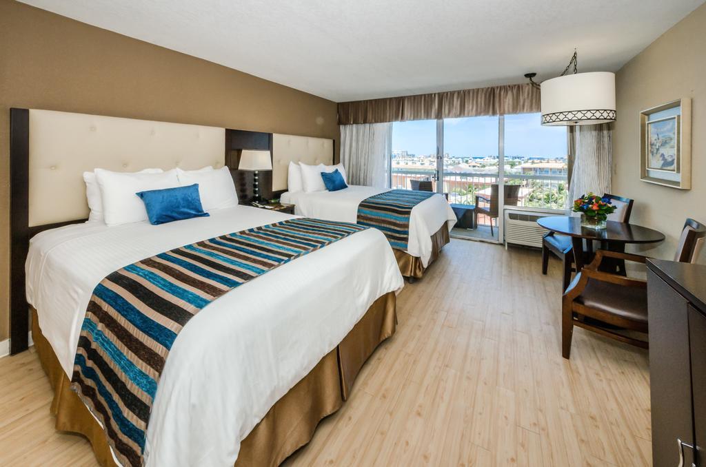 Dreamview Beachfront Hotel & Resort Клиъруотър Бийч Екстериор снимка